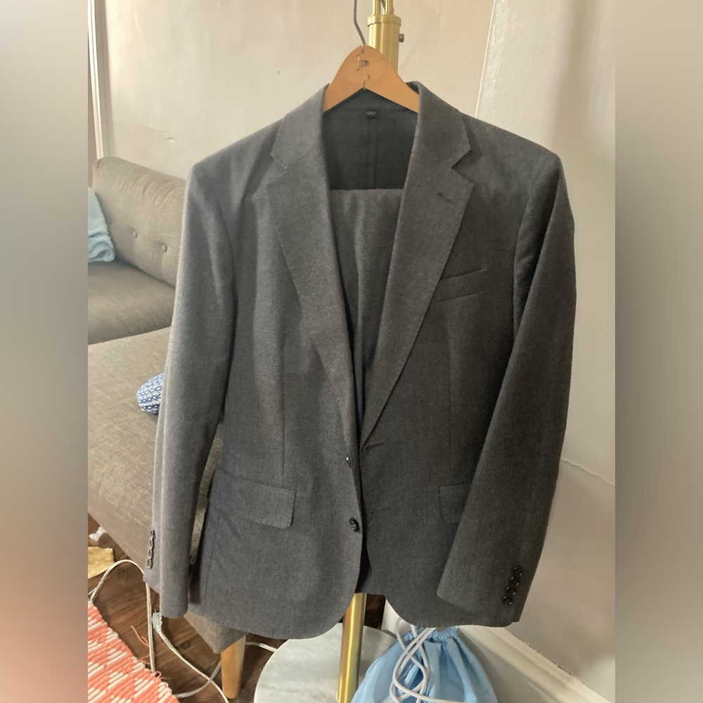 J. Crew Ludlow suit in British Flannel Wool 36S